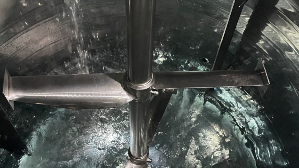 How to optimize the performance of your agitators and mixing equipment